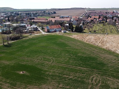 Popis: https://d18-a.sdn.cz/d_18/c_img_QI_Jh/amvBanV.jpeg?fl=res,400,300,3|shr,,20|jpg,90