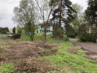 Popis: https://d18-a.sdn.cz/d_18/c_img_QK_Jn/pymBU7E.jpeg?fl=res,400,300,3|shr,,20|jpg,90