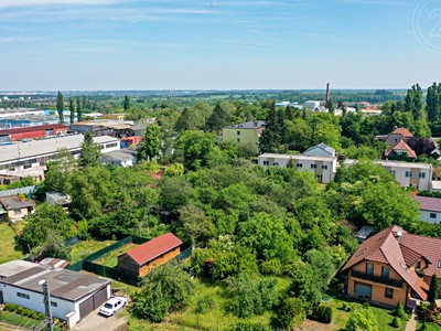 Popis: https://d18-a.sdn.cz/d_18/c_img_QO_K2/f2gPWg.jpeg?fl=res,400,300,3|shr,,20|jpg,90
