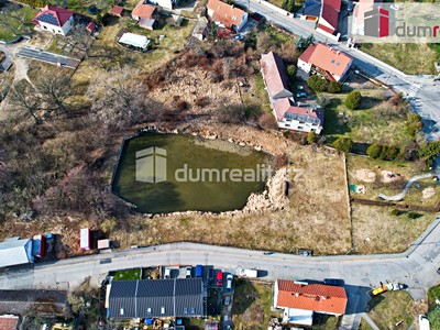 Popis: https://d18-a.sdn.cz/d_18/c_img_QM_KN/DE1p66.jpeg?fl=res,400,300,3|shr,,20|jpg,90